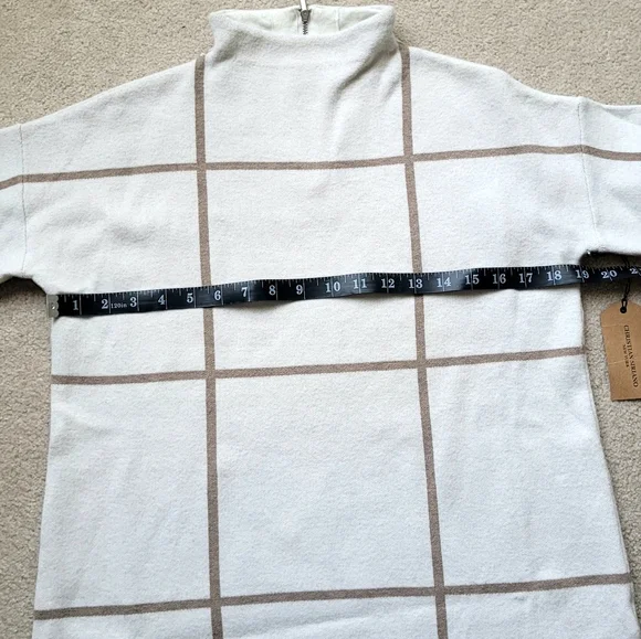 NWT Christian Siriano Cream and Brown Grid Sweater - Size S - Picture 2 of 8